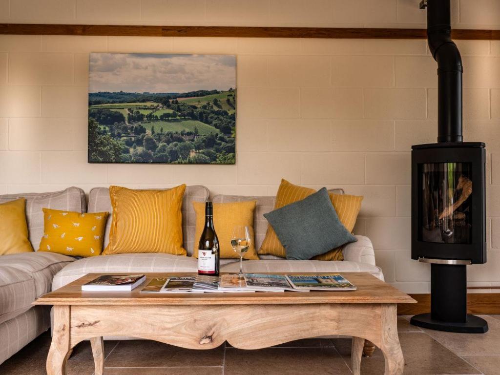Vineyard Barn Room Woodchester Eksteriør billede
